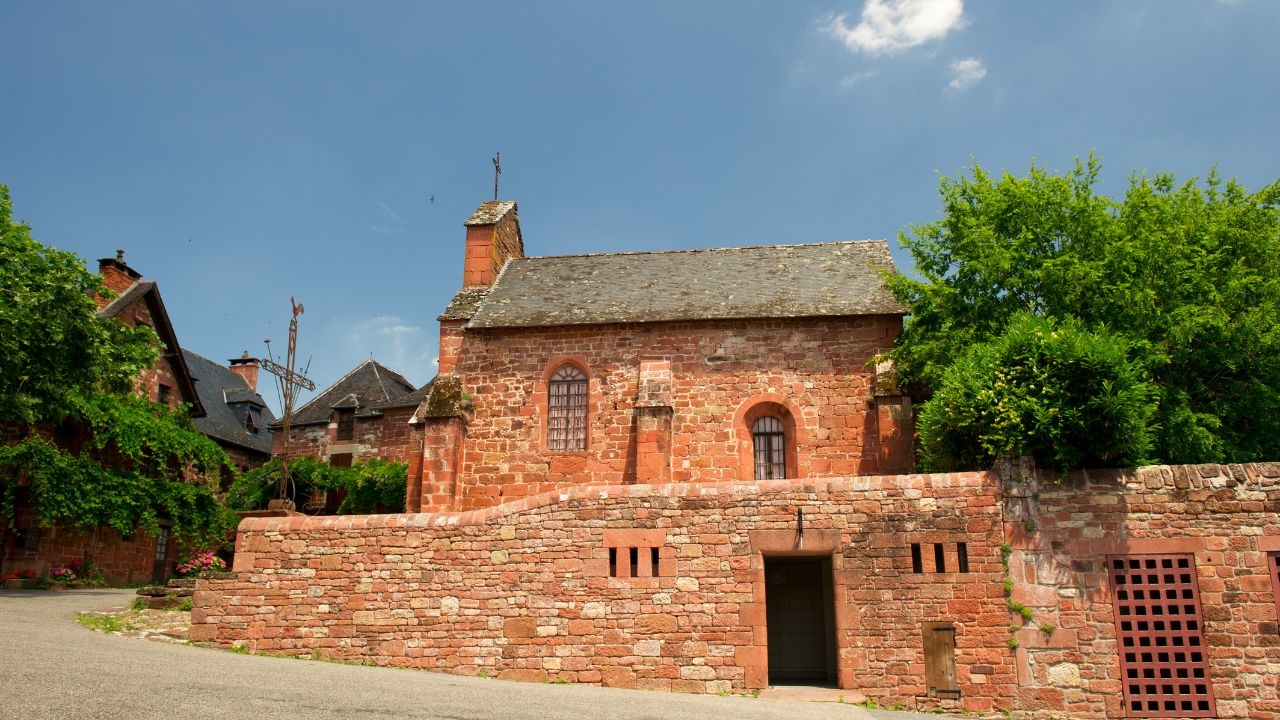 Collonges-la-Rouge iglesia